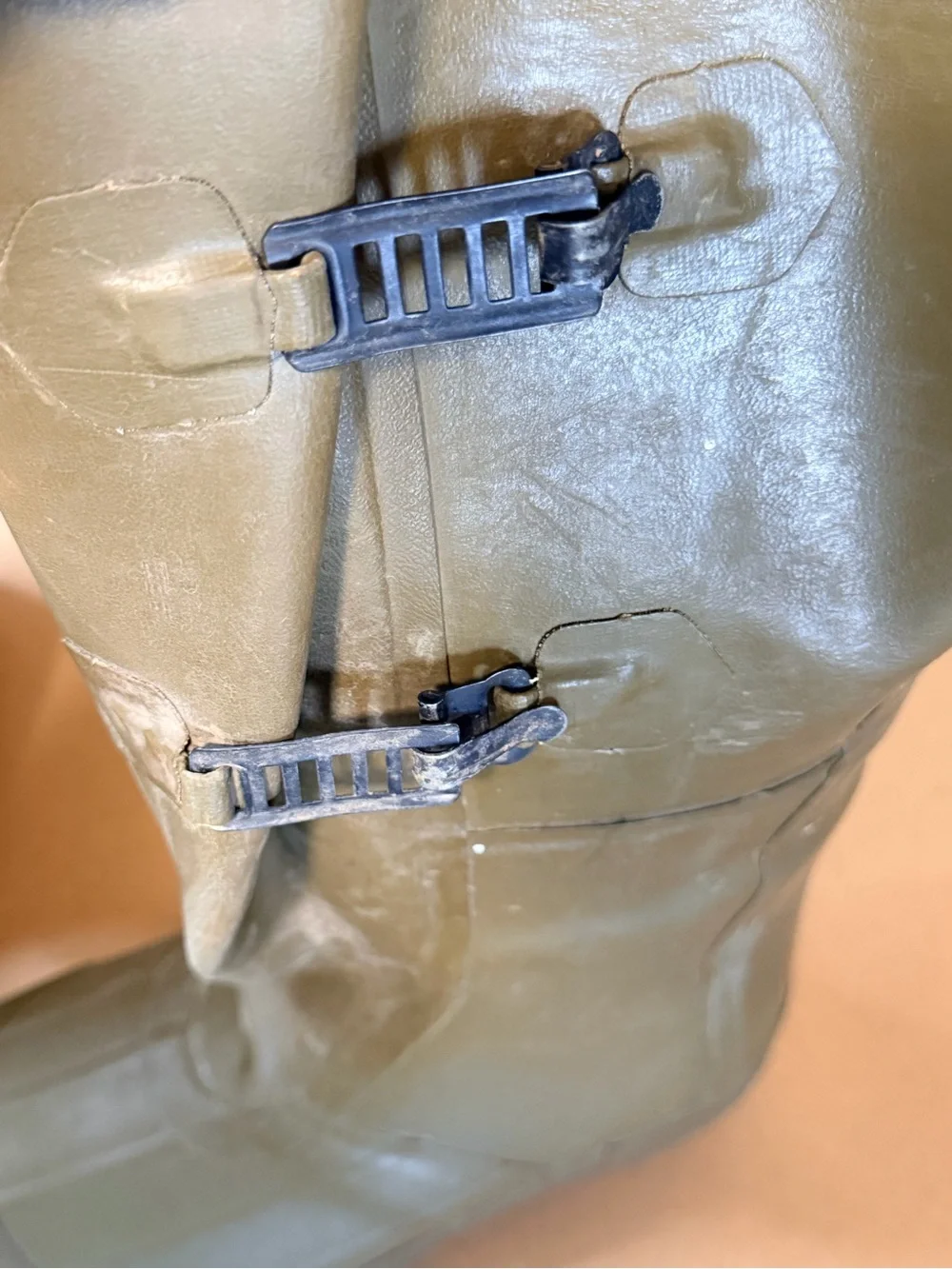 LACROSSE INSULATED 2-BUCKLE 18
